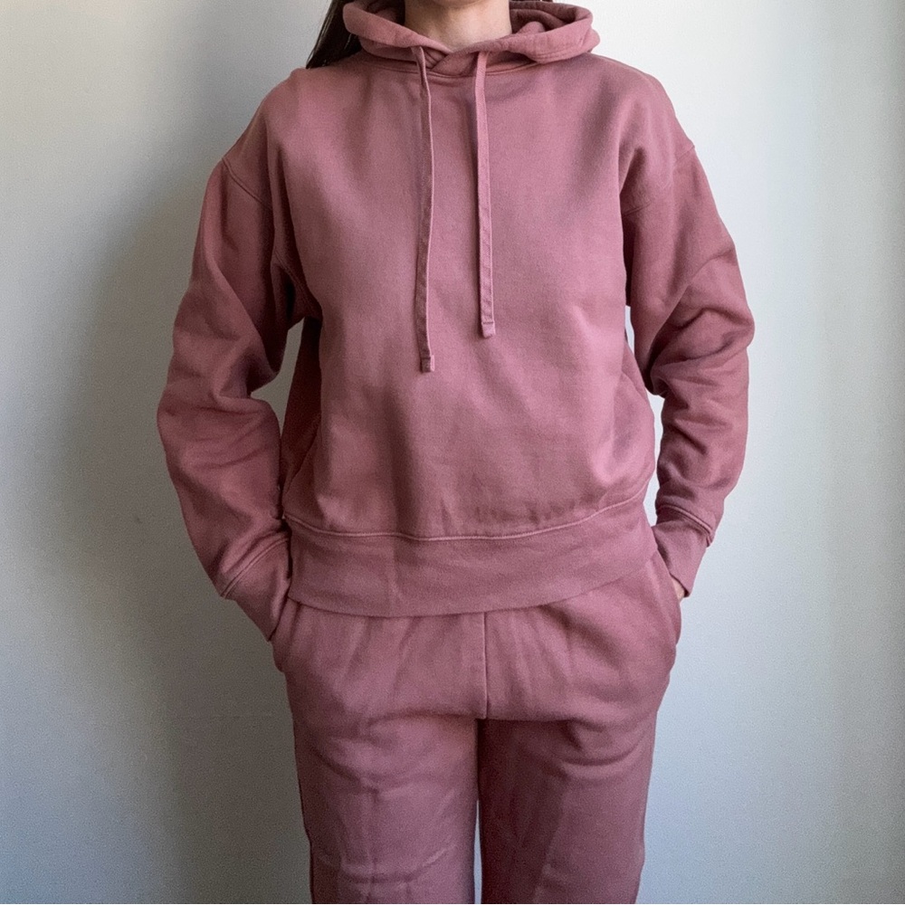 Mauve sweatsuit